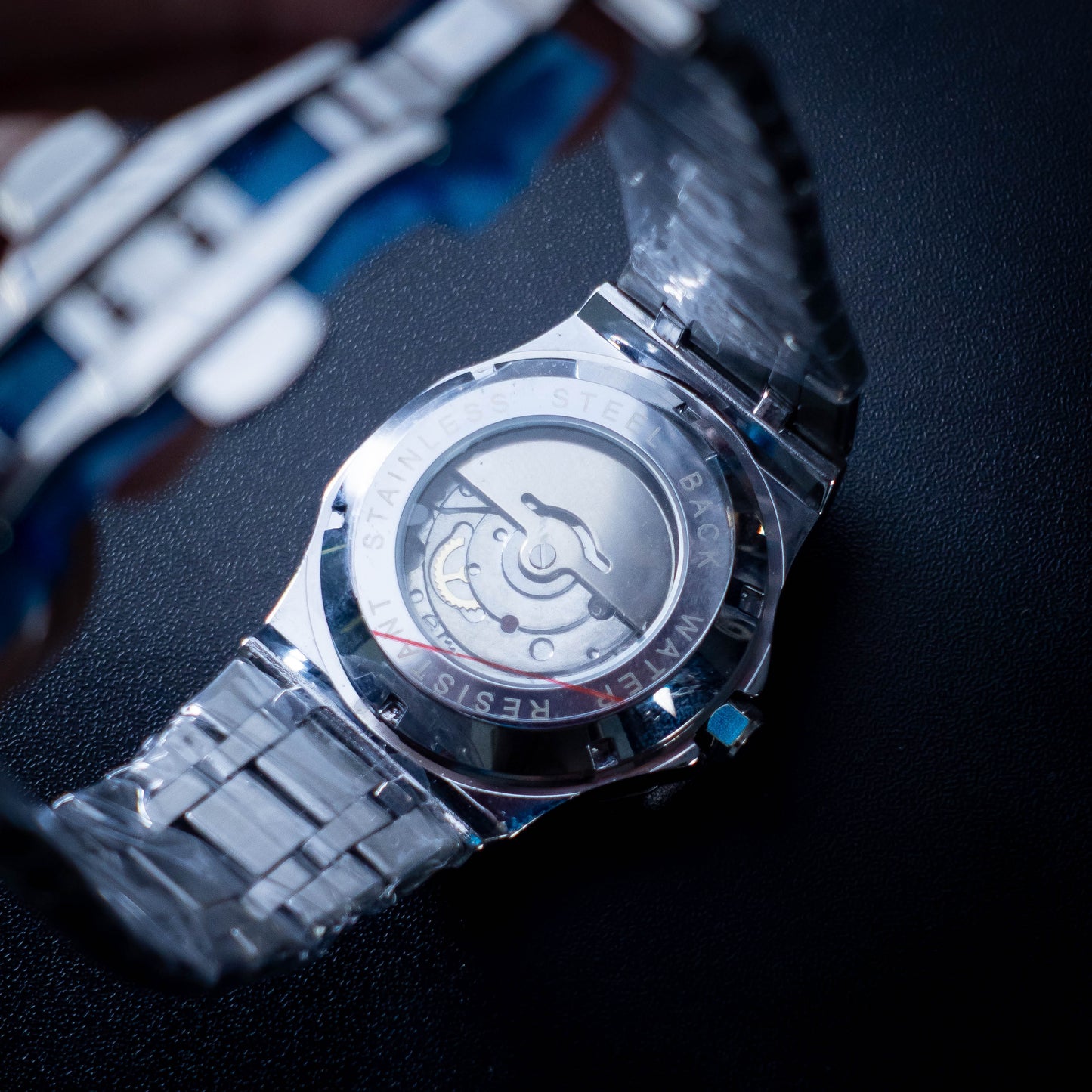 AP-CHAIN (swiss movement)