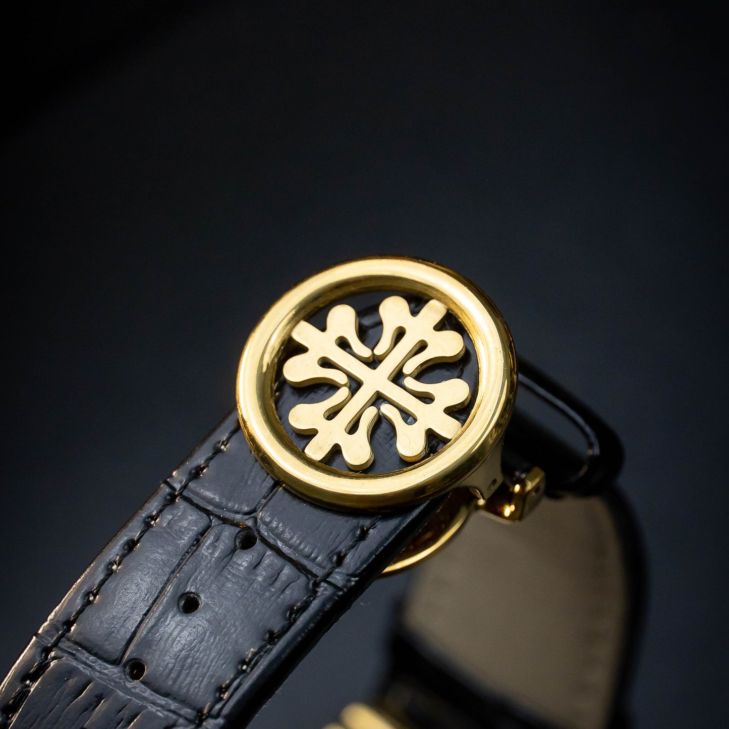 PATEK PHILIPPE (Geneve Leather Strap)