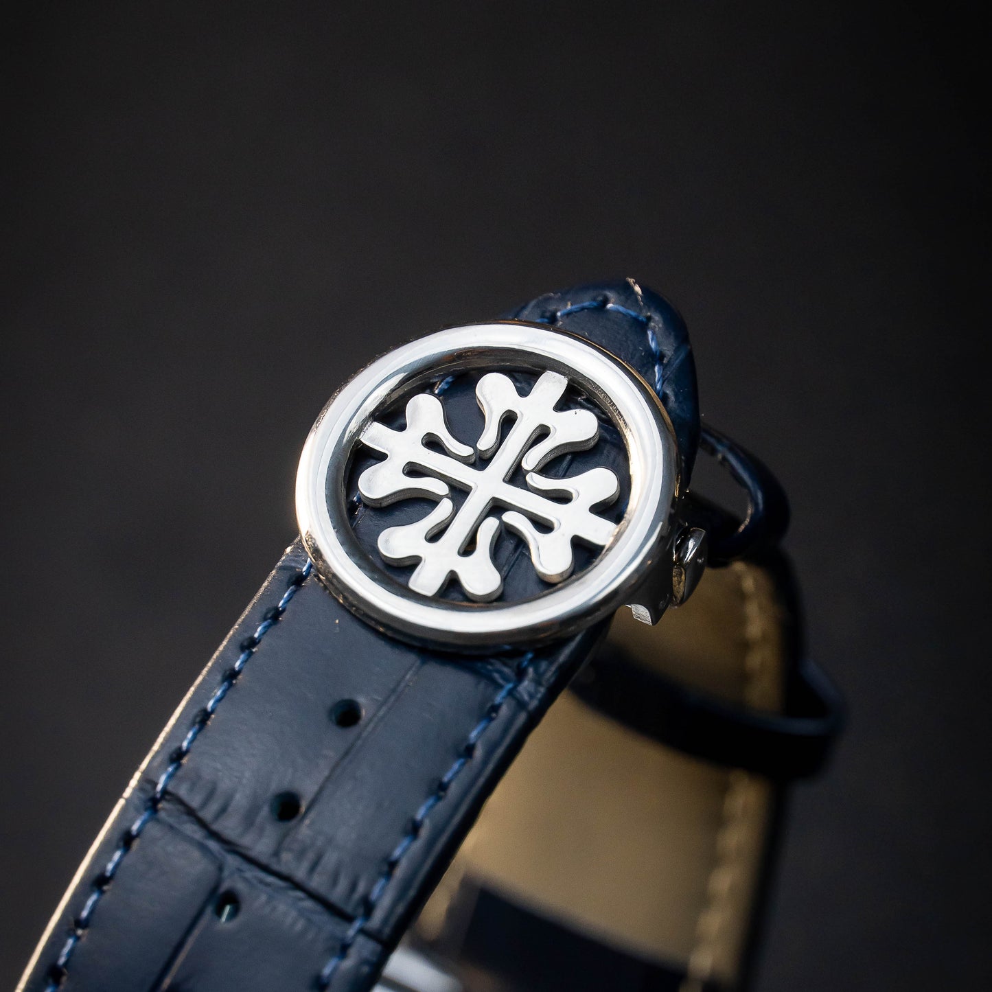 PATEK PHILIPPE (Geneve Leather Strap)